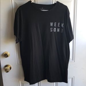 American Eagle “WEEKENDS” Tee